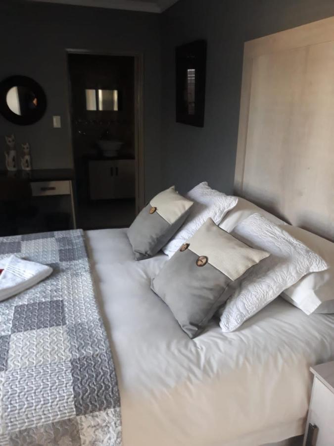 Terrace Lofts 호텔 Standerton 외부 사진